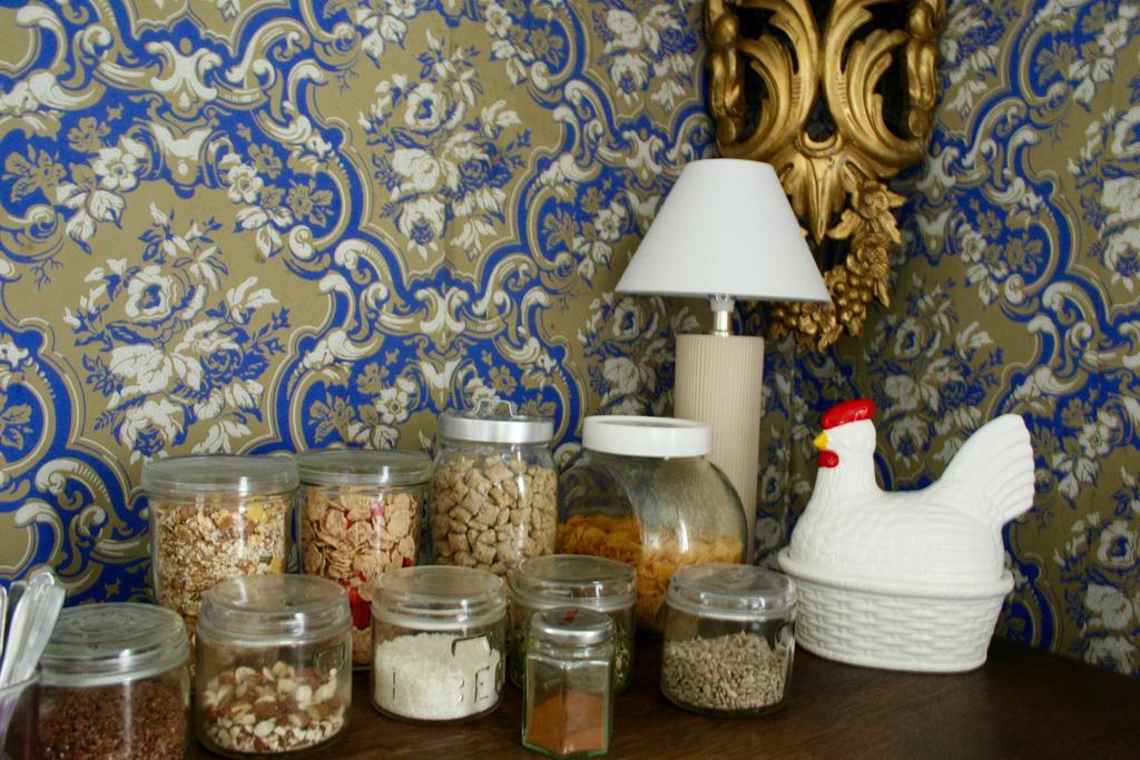 Uddens Bed & Breakfast Panzió Öregrund Kültér fotó